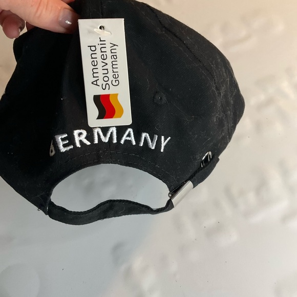 Frankfurt Original Adjustable Black Embroidered Hat Made in Germany - Picture 3 of 4